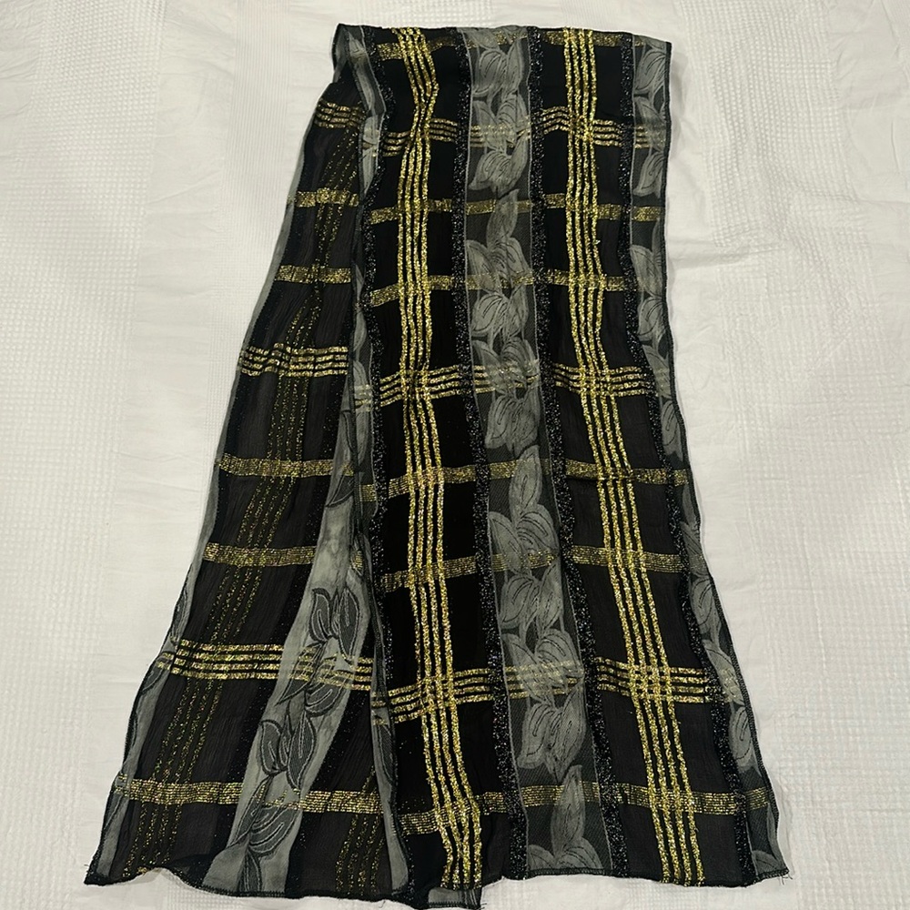 Gold and black scarf